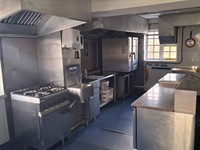 freehold pubs stoak - 3