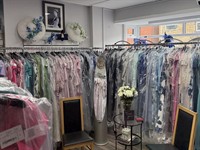 high class ladieswear business - 1