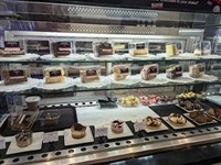 well fitted dessert bar - 2