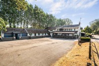 hungerford berkshire iconic freehold - 1