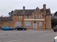 to let pubs kingsthorpe - 1