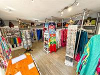 investment retail high street - 2