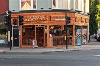 established hawaiian restaurant ealing - 1