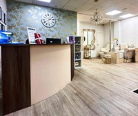 immaculate beauty salon specialising - 2