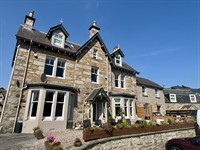 established boutique style 10-bedroom - 1