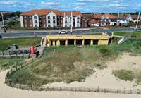 award winning seafront restaurant - 1