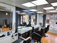 unisex hairdressers - 1