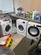 established well-known launderette business - 3