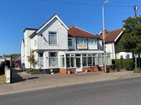lincolnshire 15 bedroom detached - 1