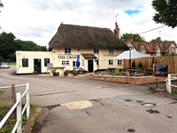 upmarket village pub salisbury - 1