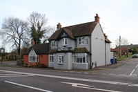 main road freehouse oxfordshire - 1