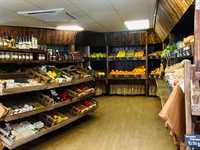 leasehold greengrocers located ashbourne - 2