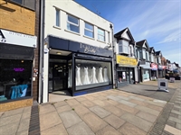 thriving bridal boutique leigh-on-sea - 1