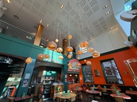 immaculately presented restaurant bar - 3