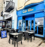 popular seafront café - 1