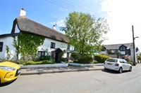 character freehold village pub - 1