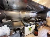 chinese restaurant takeaway three-bedroom - 2