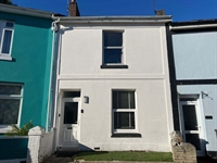 3-bedroom mid-terrace house investment - 1