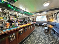 established leasehold pub whitby - 1