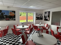 profitable american themed diner - 1