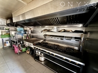 fully fitted restaurant takeaway - 3