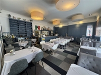 leasehold italian restaurant located - 2
