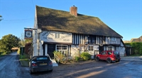 griffins head canterbury pub - 1