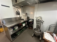 thriving fast food business - 3
