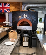 corner plot pizza restaurant - 3