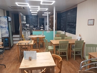 leasehold café located chepstow - 1