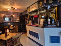immaculate free-of-tie freehouse famous - 3