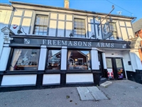 freehouse with letting rooms - 1