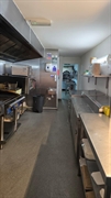 fully equipped burger takeaway - 3