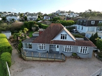 stunning coastal holiday letting - 1