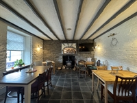 traditional public house restaurant - 3