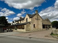 stunning country pub restaurant - 1