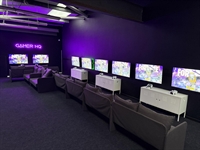 gaming lounge family entertainment - 3