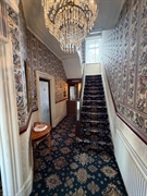 12 bedroom hotel - 3