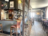 4 bedroom pub with - 3