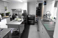 outstanding luxury guest house - 3