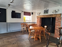 established pub bere regis - 3