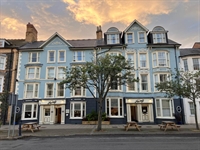 harry's hotel aberystwyth wales - 1