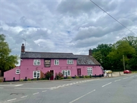 norfolk country pub with - 1