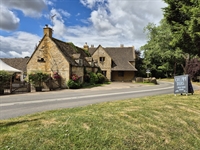 16th-century cotswold stone dining - 1
