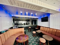 spacious 22-bedroom licensed hotel - 3