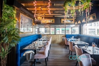 licensed restaurant bar brentwood - 1
