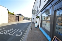 harbourside café 3 bedroomed - 2
