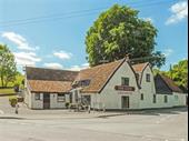 cracking pub restaurant with