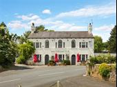 impressive destination inn pub