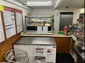 sandwich bar small eat-in